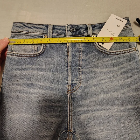 🔥 SALE 💯 Forever 21 Women's Blue Jeans - Size 28 - Picture 5 of 7